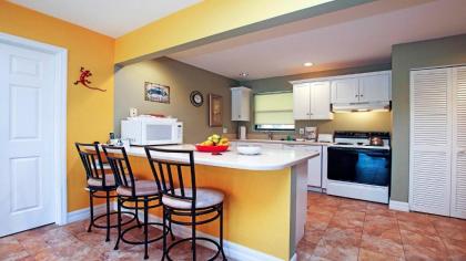 Beautiful family style beach condo on quiet west end - Blind Pass B101 - image 3