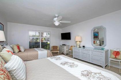 Enjoy sunsets at spacious condo by Bowman's Beach - Blind Pass B105 - image 14