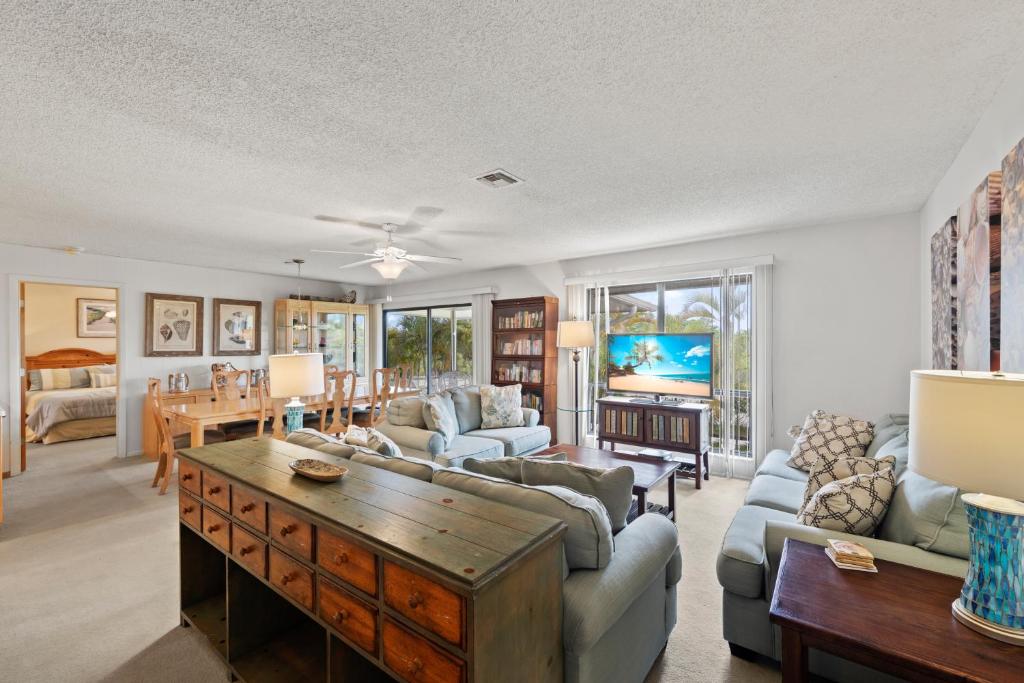 Blind Pass Condo B203 on beautiful Sanibel Island - main image