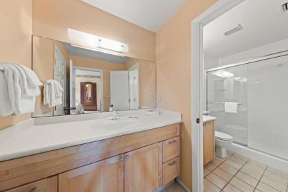 Blind Pass Condo B203 on beautiful Sanibel Island - image 15