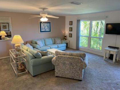 Tropical private condo on Sanibel's quiet west end - Blind Pass B207 - image 8