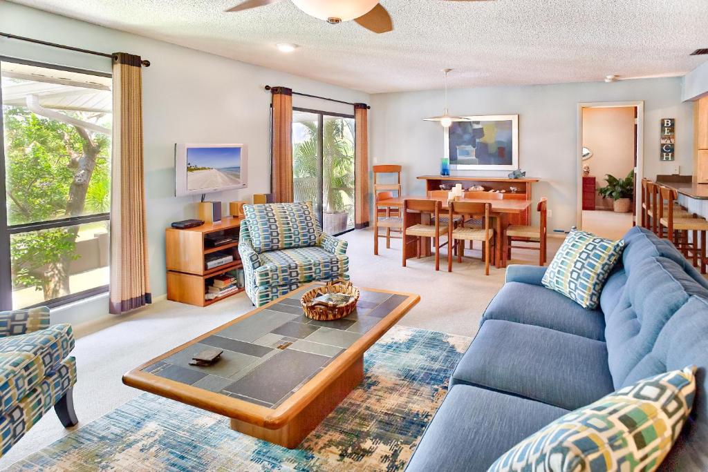 Tropical condo on Sanibel's secluded west end - Blind Pass B211 - main image