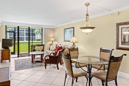 Charming Ground Floor Residence at Sundial Sanibel Walkout to Beach - image 2