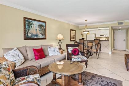 Charming Ground Floor Residence at Sundial Sanibel Walkout to Beach - image 3