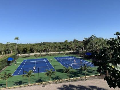 Gorgeous Corner Residence at Esteemed Pointe Santo de Sanibel Resort Community - image 16