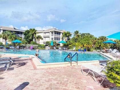 Exquisite Beachfront Residence at SIBC with Bikes - image 17