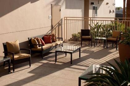 Courtyard by Marriott Santa Ana Orange County - image 5