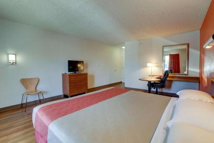 Motel 6-Santa Ana CA - Irvine - Orange County Airport - image 12