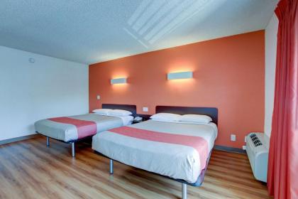 Motel 6-Santa Ana CA - Irvine - Orange County Airport - image 2