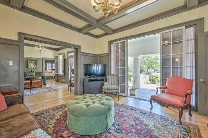 Elegant Historical Santa Ana Home with Gardens - image 6