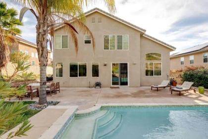 Luxury modern Home with Resort style pool  backyard Santa Clarita