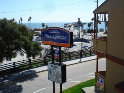 Howard Johnson by Wyndham Santa Cruz Beach Boardwalk - image 4