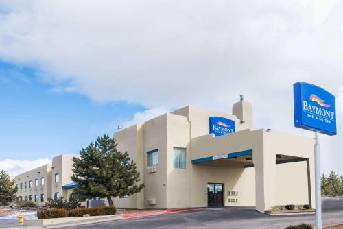 Baymont by Wyndham Santa Fe - main image