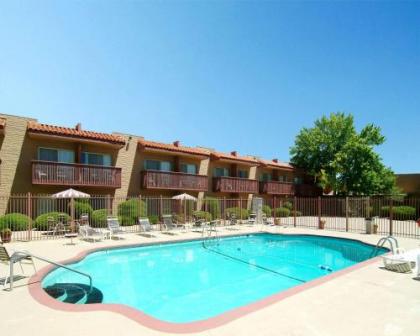 Quality Inn Santa Fe - image 1