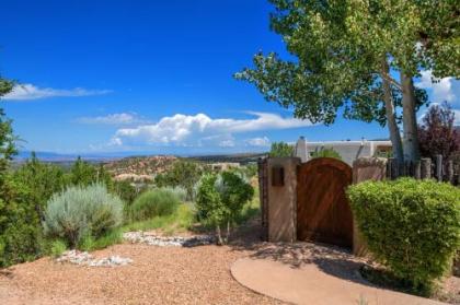 Casa Serena - Breathtaking and Peaceful Views from Swimming Pool