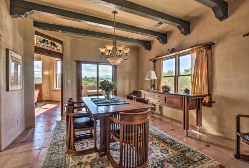 Stunning Santa Fe SW-Style Getaway with Indoor Pool! - image 5