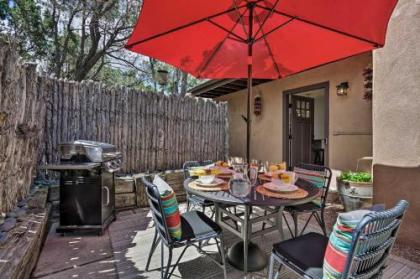 Santa Fe Condo with Patio and Grill - 6 Min to Plaza - image 4