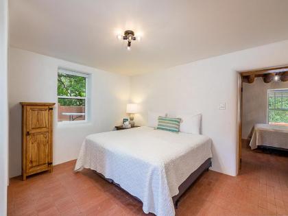 Casa Sarita 3 Bedrooms Patio Ground Floor Sleeps 8 - image 13