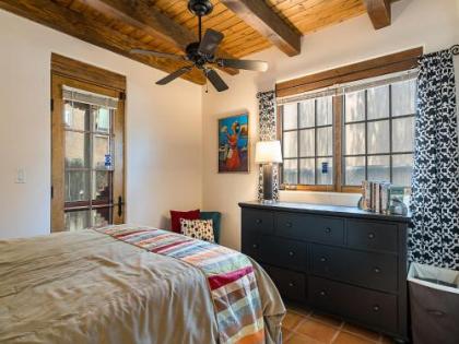 Deseo de Santa Fe 2 Bedrooms Patio WiFi Sleeps 4 - image 17