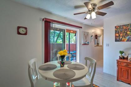 Colorful Bungalow in the Heart of Santa Fe! - image 7