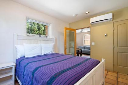 Casa Columbia 1 Bedroom Near Plaza Centrally Located Wi-Fi Sleeps 2 - image 8