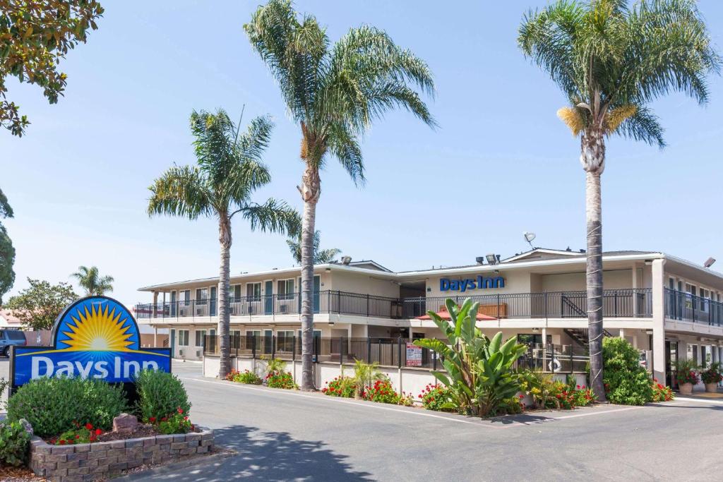 Days Inn by Wyndham Santa Maria - main image