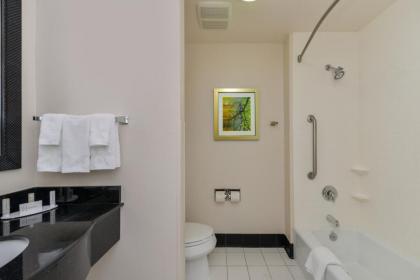 Fairfield Inn & Suites Santa Maria - image 12