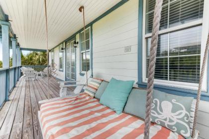 3 Bed 6 Bath Vacation home in Seagrove FL - image 1