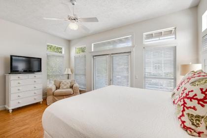 Calypso Cottage - Sunrise Beach Subdivision - image 15