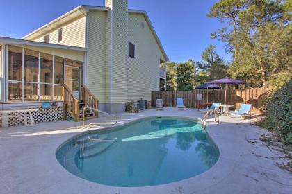 Family-Friendly Home with Pool Easy Walk to Beach! - image 5