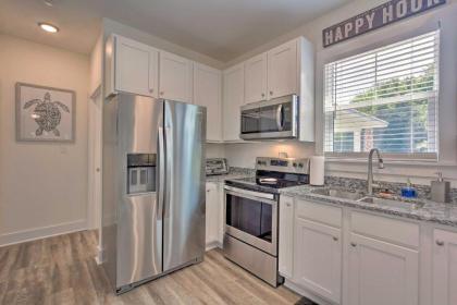 Condo with Pool 3 Blocks to Santa Rosa Beach! - image 10