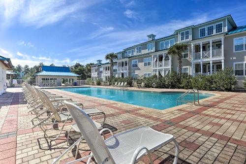 Bright Coastal Condo with Pool 0 5 Mi to Beach - main image