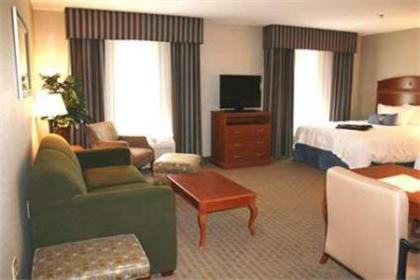 Hampton Inn Santa Rosa - image 10