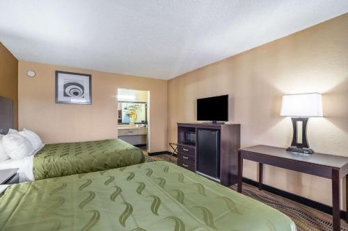 Quality Inn & Suites Santee I-95 - image 7