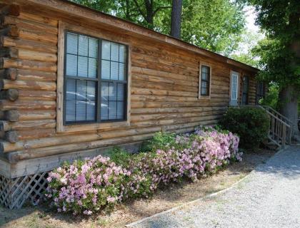 Lake Cabin Resort on Lake marion in Santee