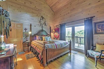 Dream Catcher Luxe Cabin with Large Deck and Mtn View - image 14