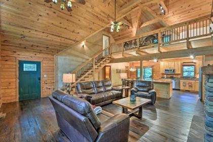 Large Log Cabin with Wraparound Deck 5 Mi to Skiing - image 2