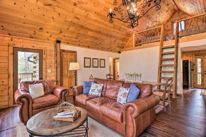 Expansive Whisper Lake Retreat with Hot Tub! - image 6