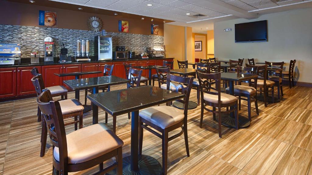 Red Lion Inn & Suites Saraland – Mobile - image 3