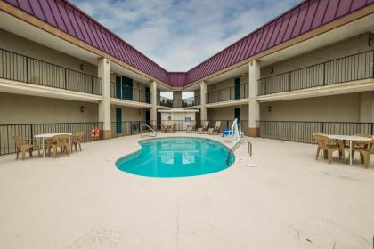 Red Roof Inn Mobile North – Saraland - image 2