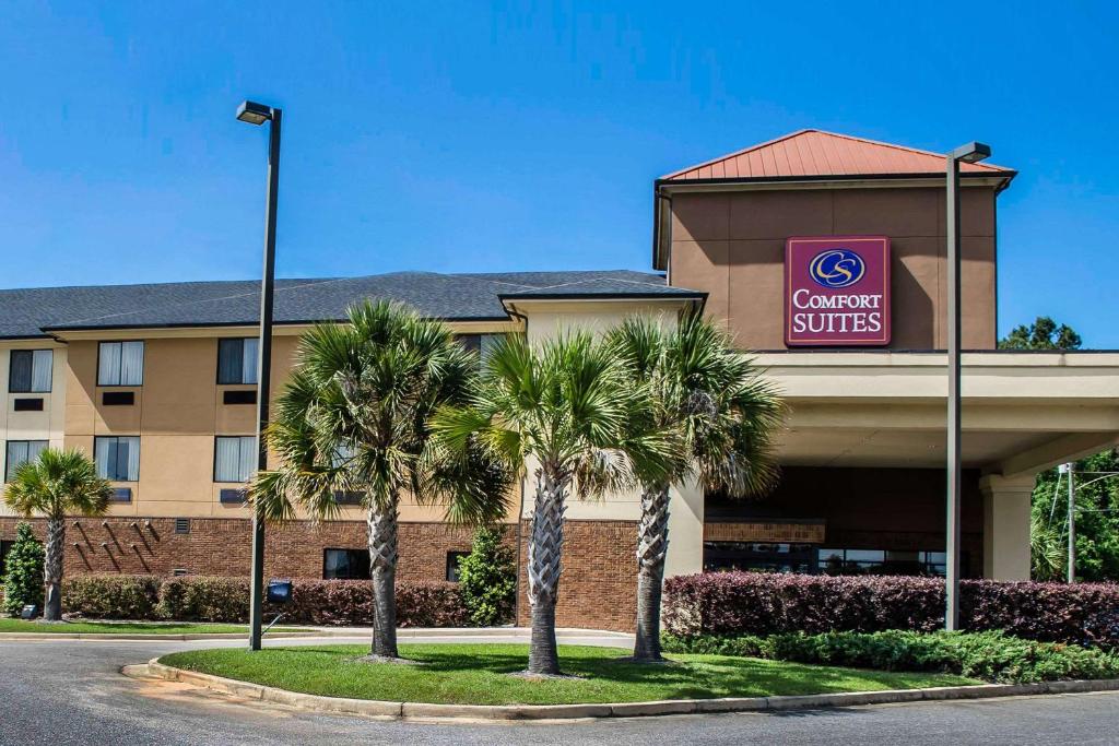 Comfort Suites North Mobile - main image