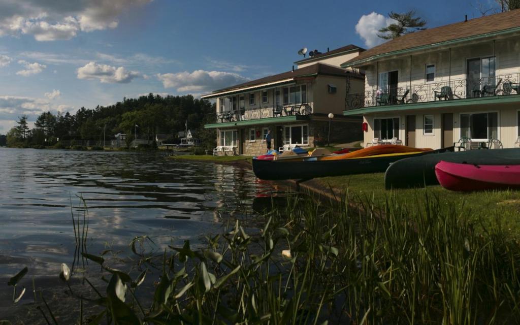 Gauthier's Saranac Lake Inn - main image