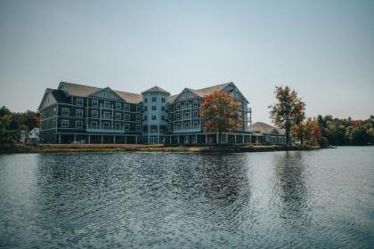 Saranac Waterfront Lodge - image 15