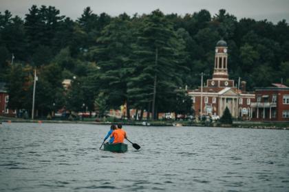 Saranac Waterfront Lodge - image 7