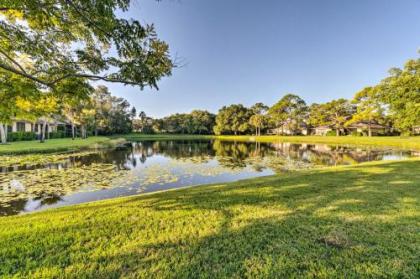 Sarasota Villa with Pool Access about 4 Mi to Beach! - image 3