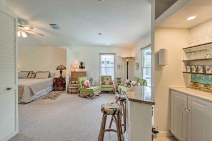 Charming Sarasota Studio with Pool Near Siesta Beach! - image 12