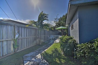 Charming Sarasota Studio with Pool Near Siesta Beach! - image 5