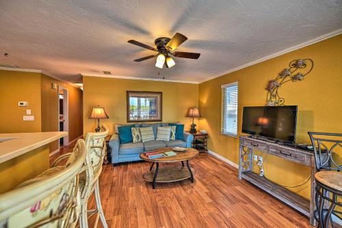 Gulfview Lido Key Gem - Walk to Beach and Shops - image 4