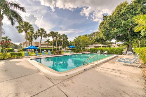 Sunny Sarasota Escape with Screened-In Lanai! - main image