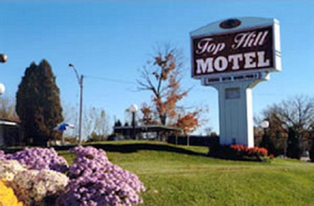 Top Hill Motel - main image